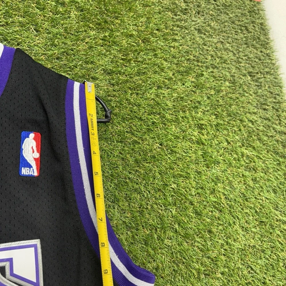 Sacramento Kings NBA Jersey Mens Medium Adidas Black #4 Chris Webber Printed